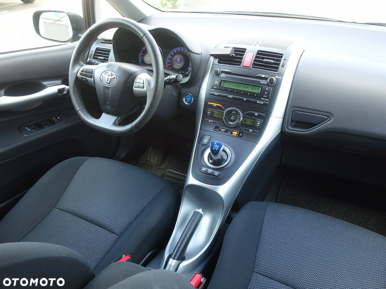 Toyota Auris - 11