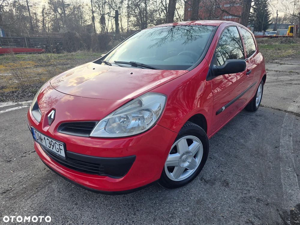 Renault Clio 1.5 dCi All Inclusive - 1