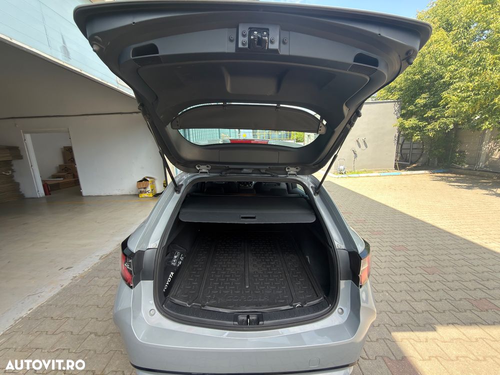 Toyota Corolla 1.8 Business Edition - 16