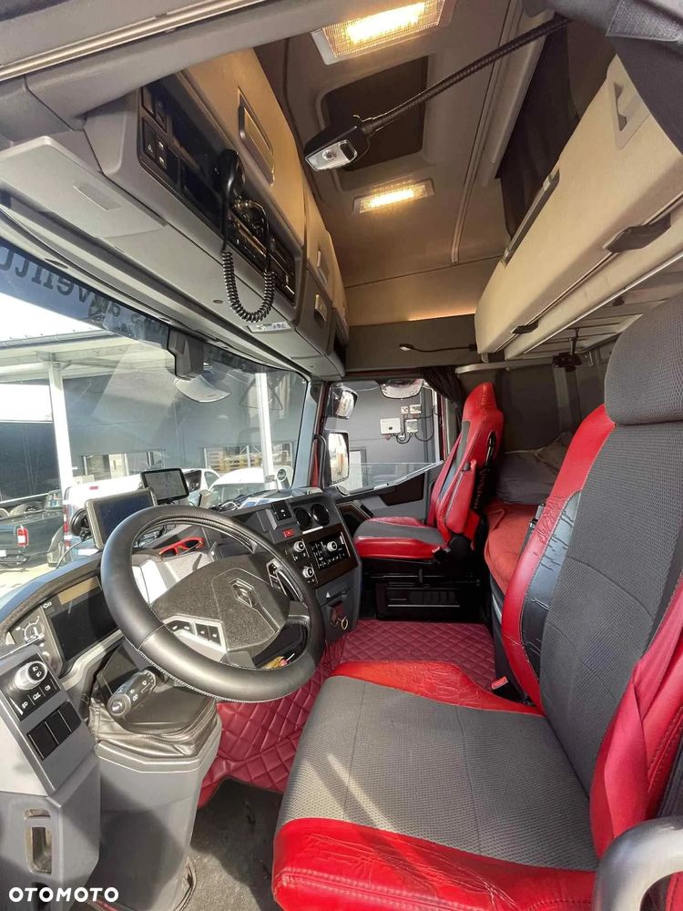 Renault T520 HSC Step D - 6