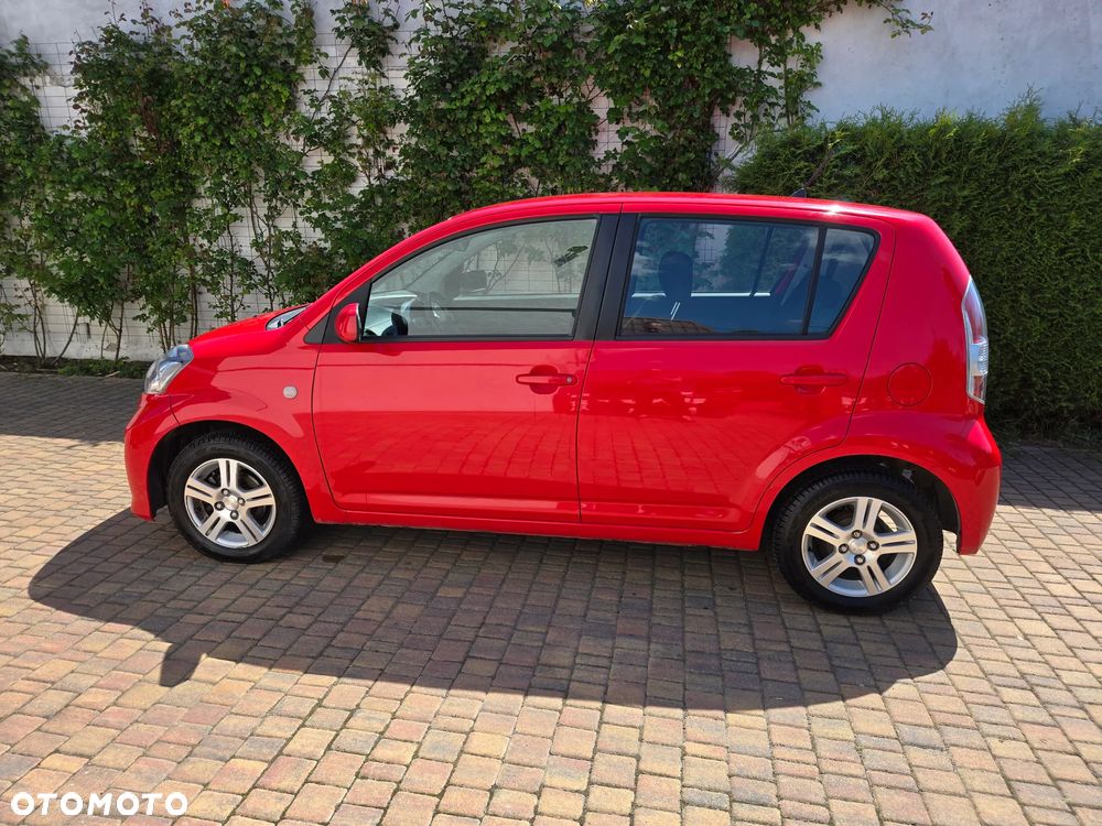 Daihatsu Sirion 1.0 CooLine - 8