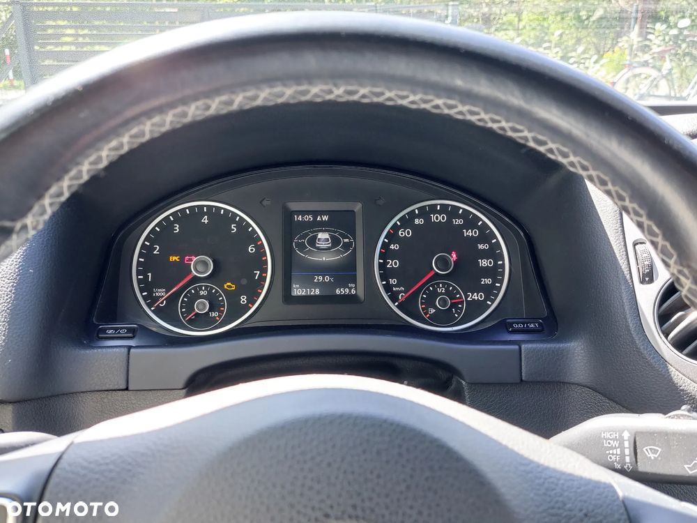 Volkswagen Tiguan 1.4 TSI BlueMotion Technology Lounge Sport & Style - 11