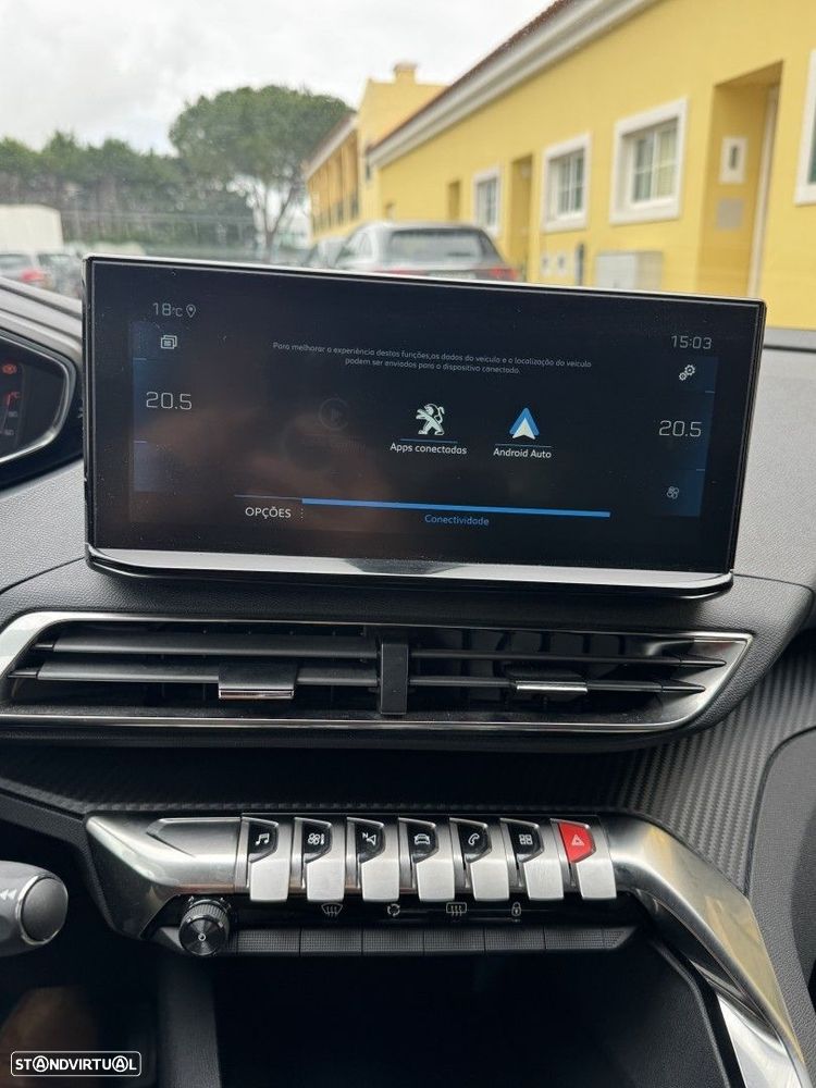 Peugeot 5008 1.2 Hybrid Allure Pack e-DCS6 - 12