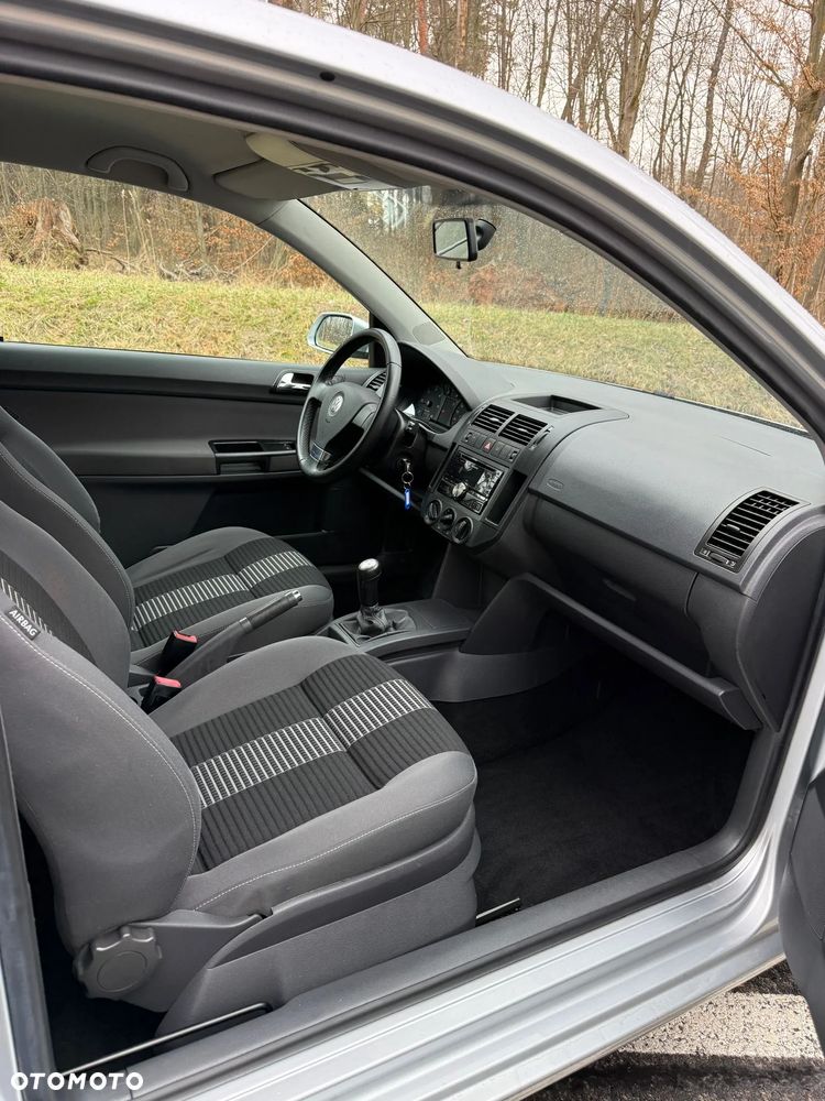 Volkswagen Polo 1.9 TDI United - 11