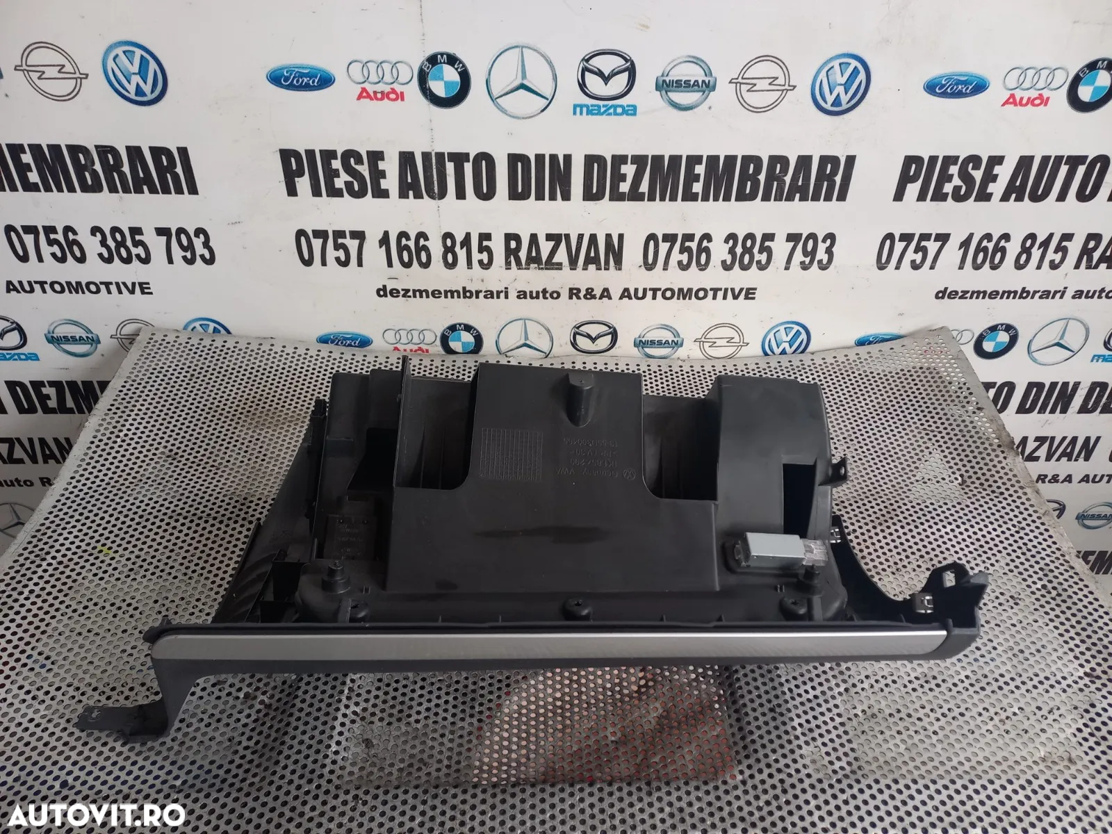 Torpedo Cutie Acte Vw Golf 5 An 2005-2006-2007-2008-2009-2010 Volan Stanga - Dezmembrari Arad - 9