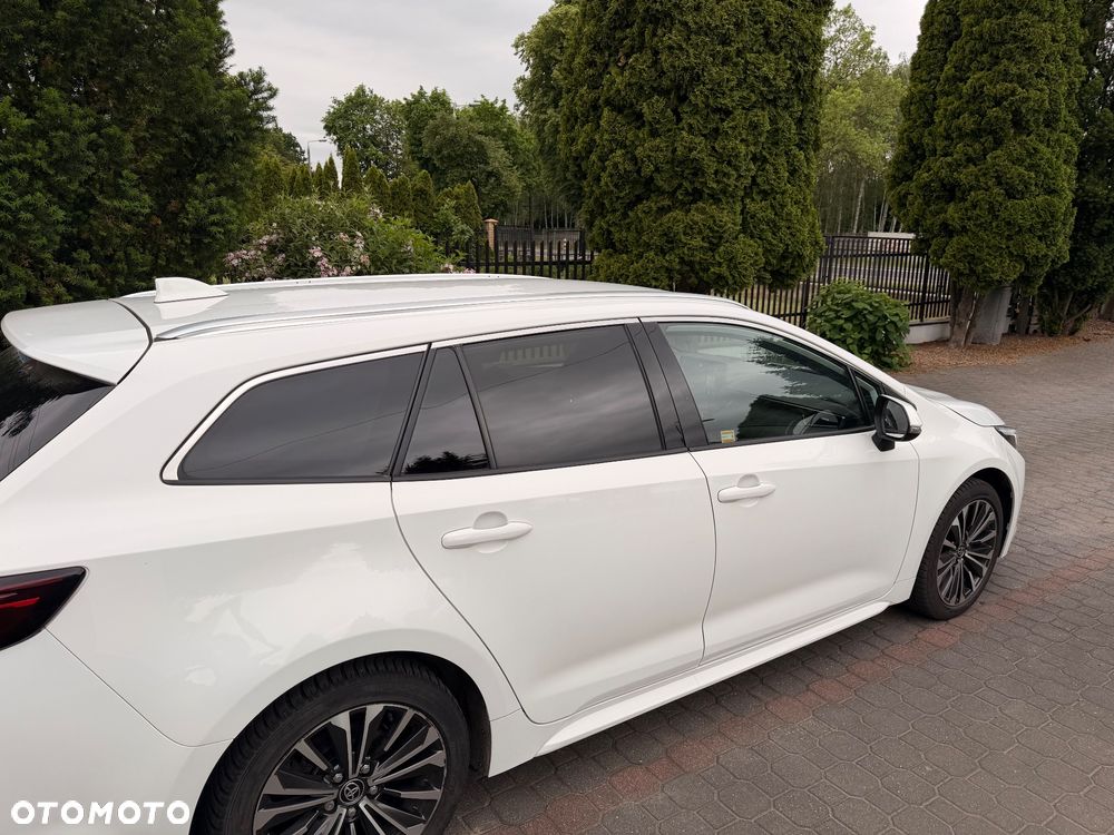 Toyota Corolla 1.8 Hybrid Executive - 33