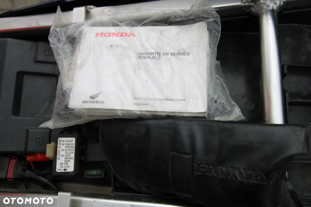 Honda CBR - 27