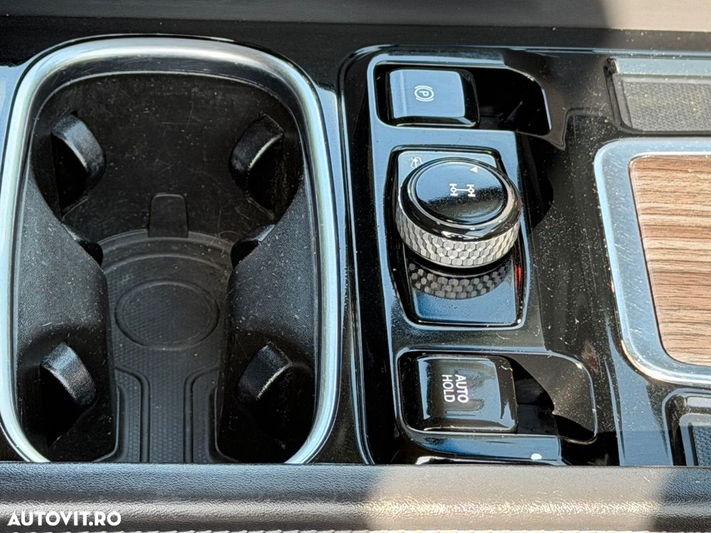 SsangYong REXTON 2.2 e-XDi 220 4WD Aut. Quartz - 26