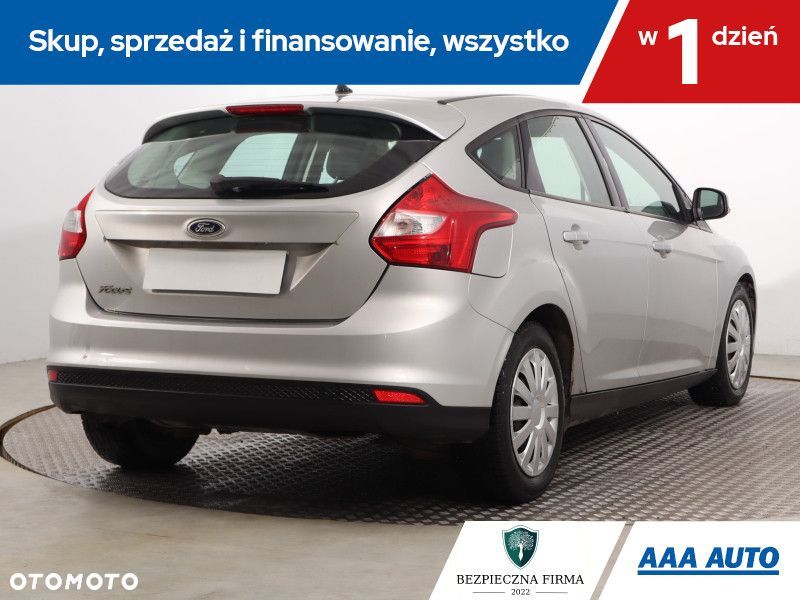 Ford Focus - 7