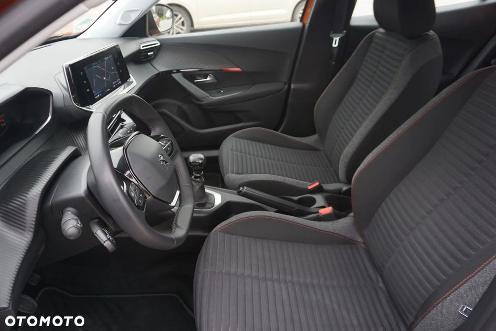 Peugeot 2008 1.2 PureTech Active Pack S&S - 20