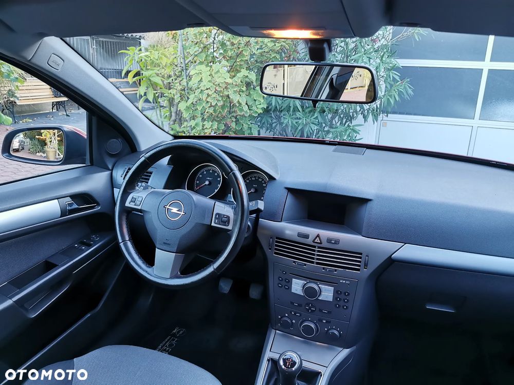 Opel Astra 1.6 Enjoy - 9