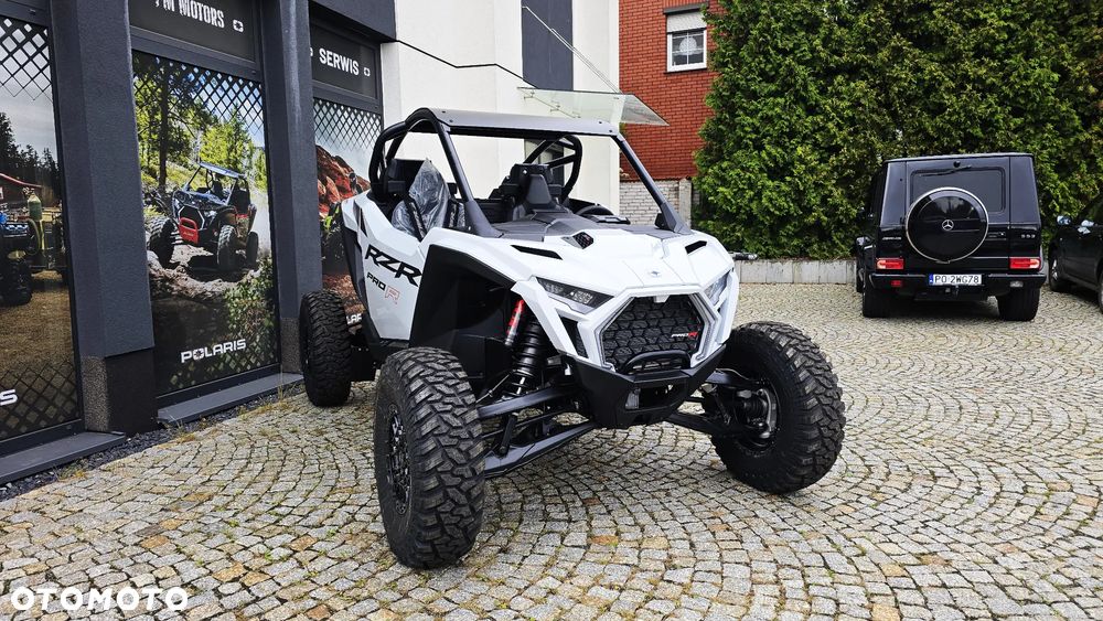 Polaris RZR - 13