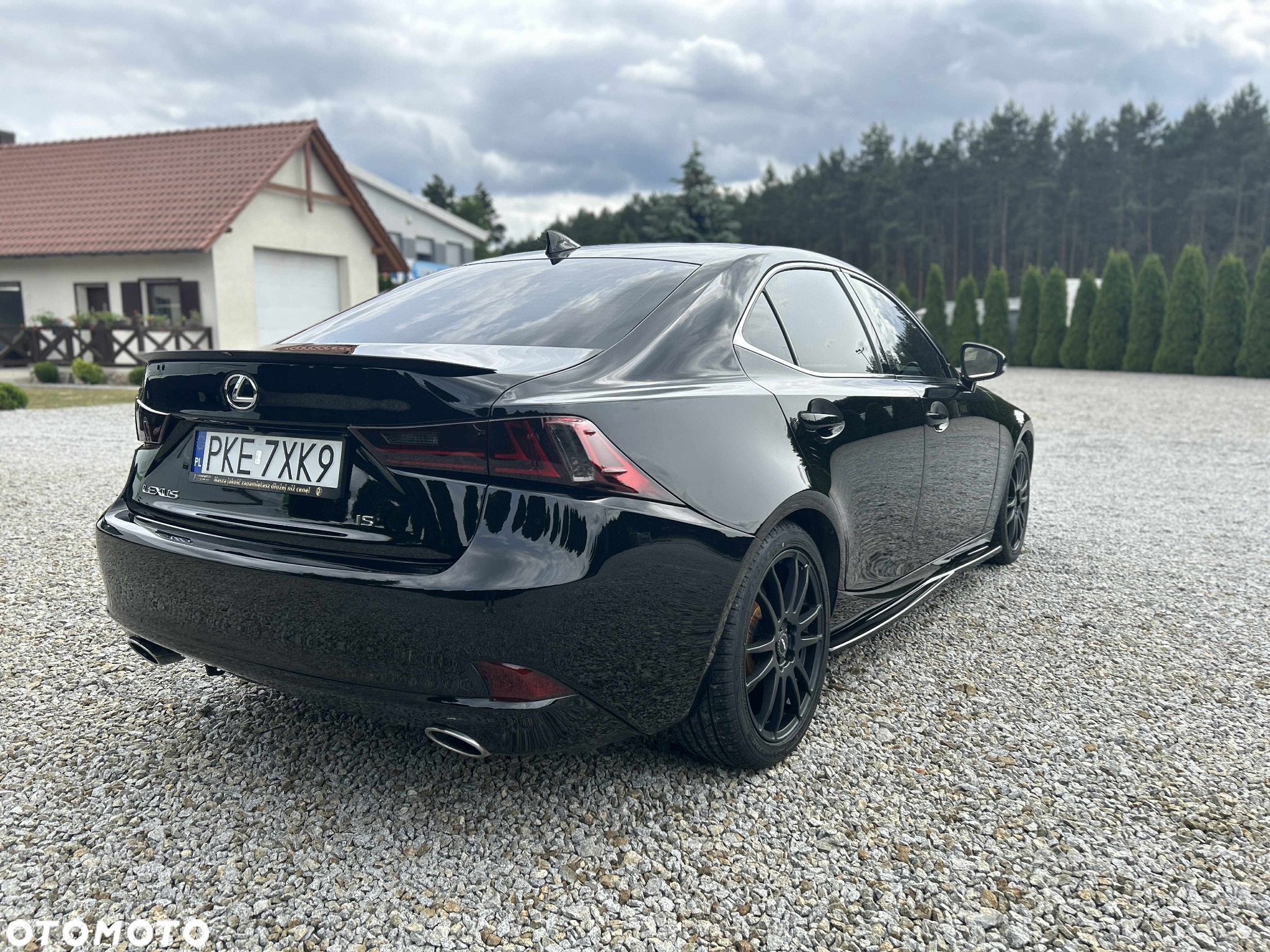 Lexus IS 200t / 300 Black - 4
