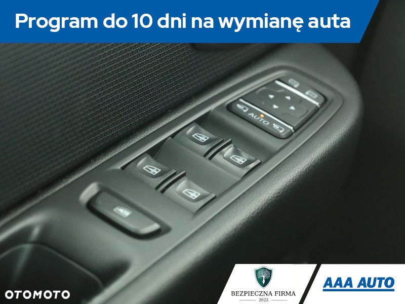 Renault Clio - 19