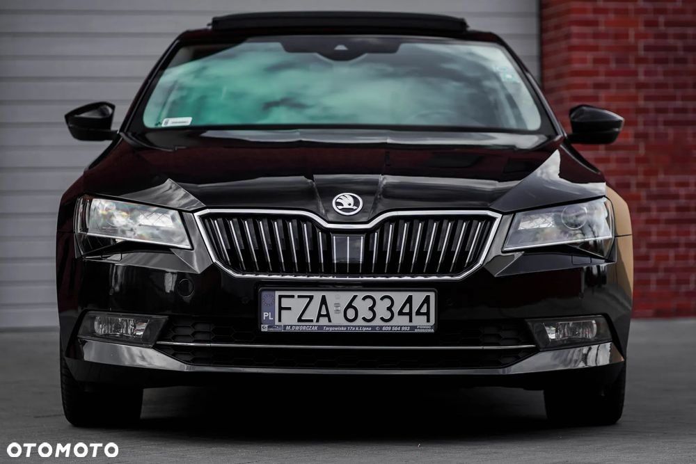 Skoda Superb 2.0 TSI DSG L&K - 4
