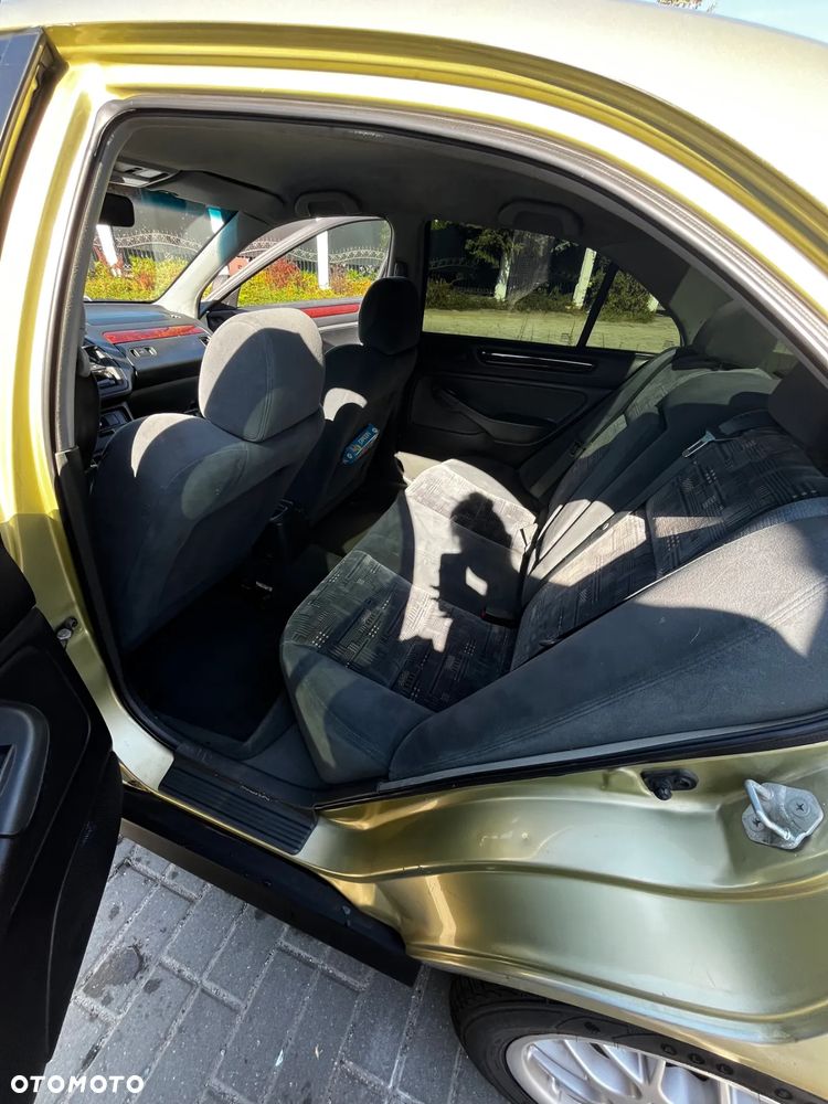 Honda Accord 1.8i S - 13