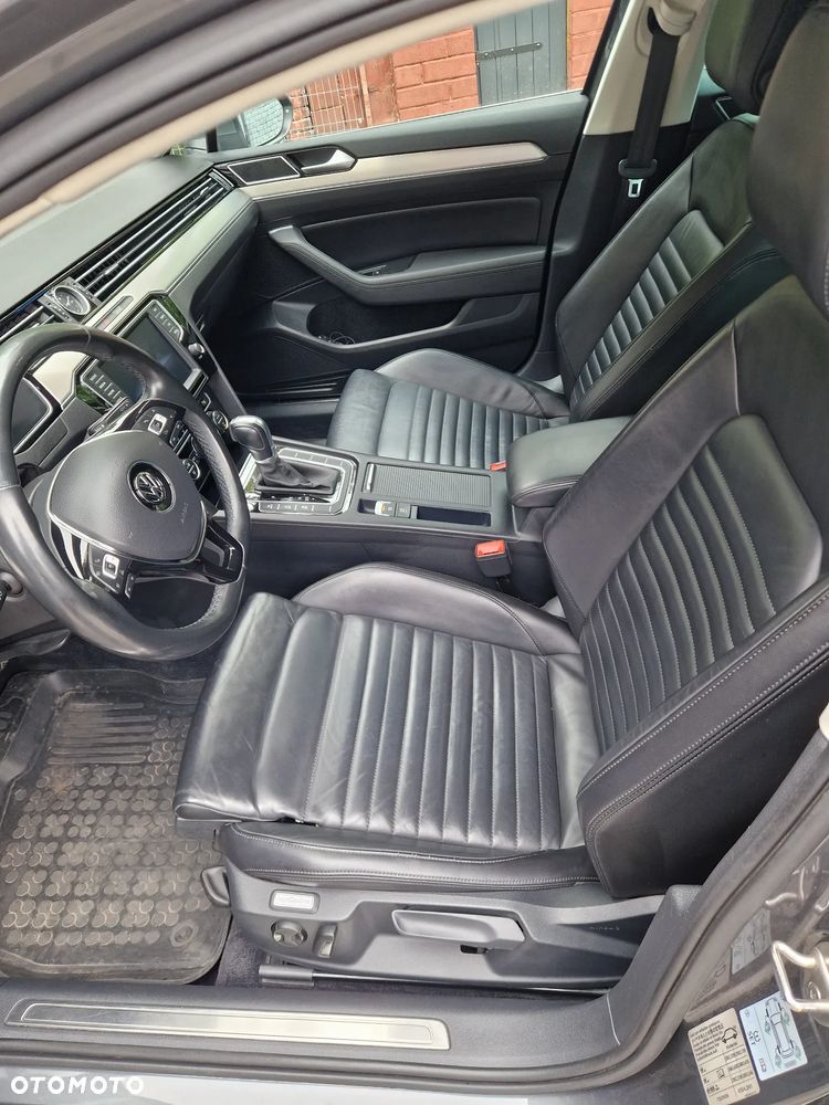 Volkswagen Passat 2.0 TDI BMT Highline DSG - 9