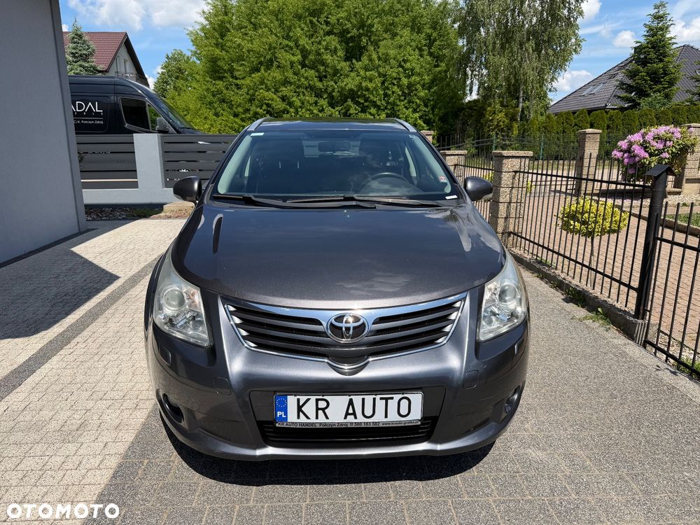 Toyota Avensis 1.6 Comfort - 22