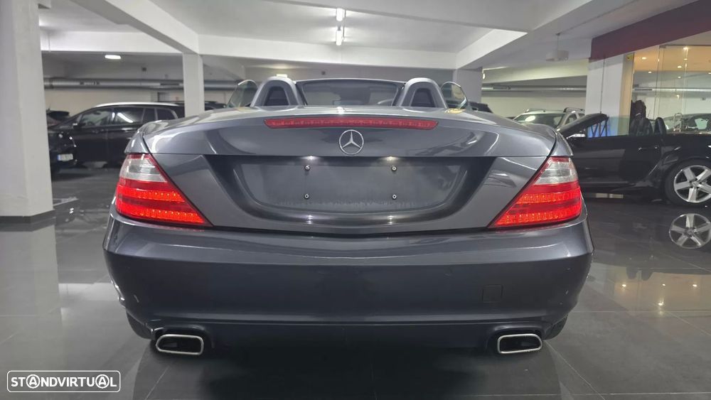 Mercedes-Benz SLK 200 (BlueEFFICIENCY) - 29