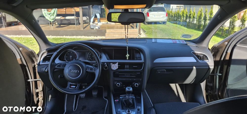 Audi A4 Avant 2.0 TDI DPF Ambition - 31