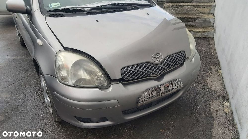 TOYOTA YARIS 1,4 D4D rozrusznik - 8