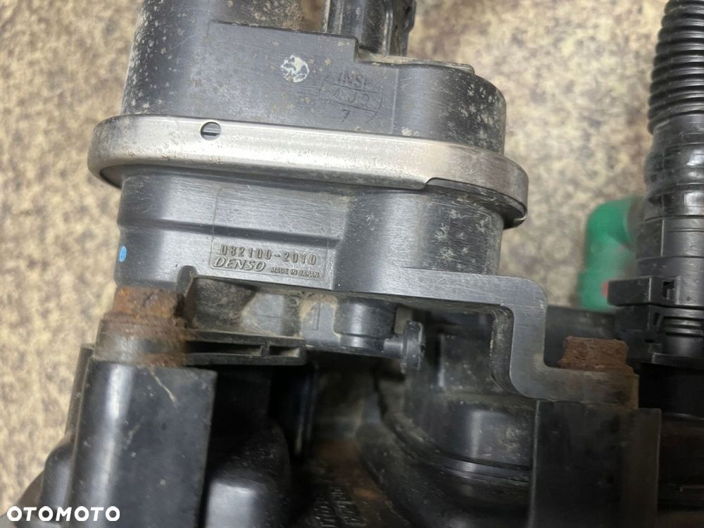 Pompka pompa weze obudowa filtra paliwa Suzuki Grand Vitara 2 II 2.7 V6 - 4