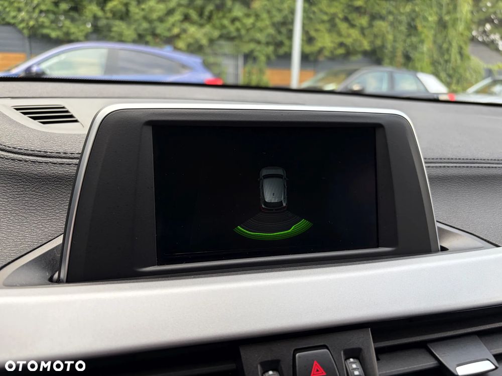 BMW X2 sDrive20i Advantage Plus - 26