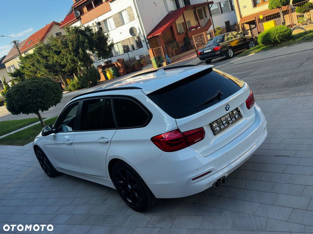 BMW Seria 3 320d Sport Line - 7