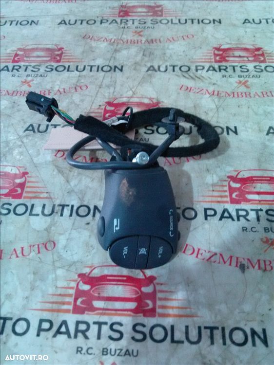 comenzi radio renault clio simbol an fabr. 2010 - 1