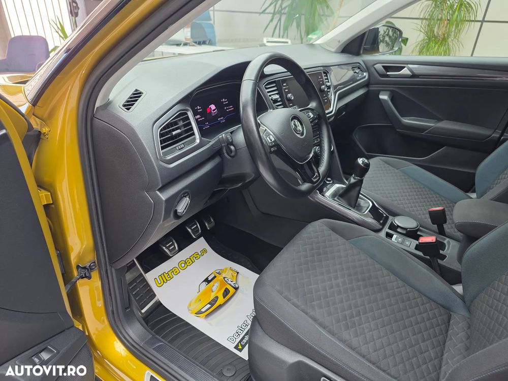Volkswagen T-ROC 1.6 TDI SCR IQ.DRIVE - 17