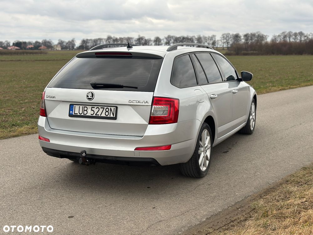 Skoda Octavia 1.6 TDI Elegance DSG - 7