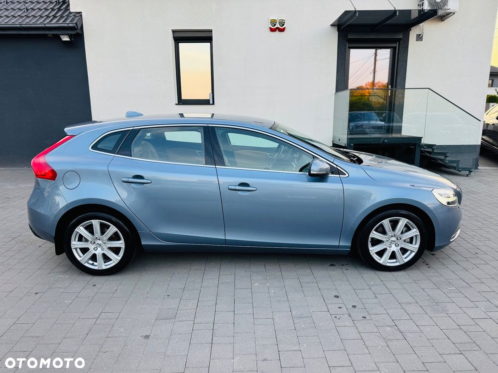 Volvo V40 D3 Geartronic Inscription - 14
