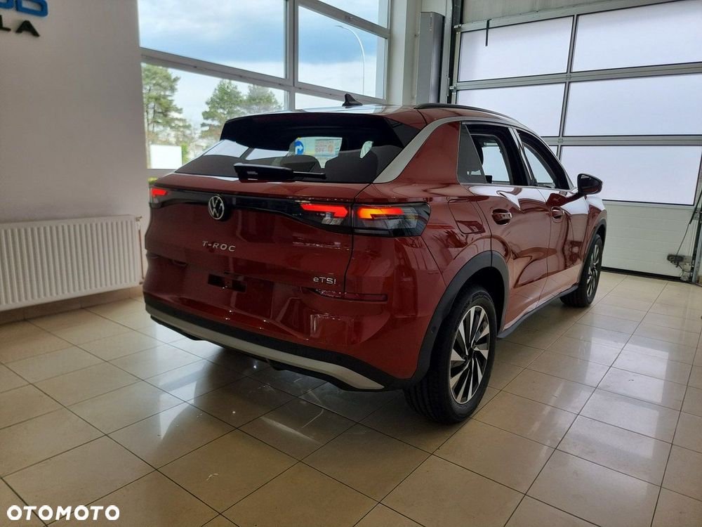 Volkswagen T-Roc 1.5 eTSI Life DSG - 5
