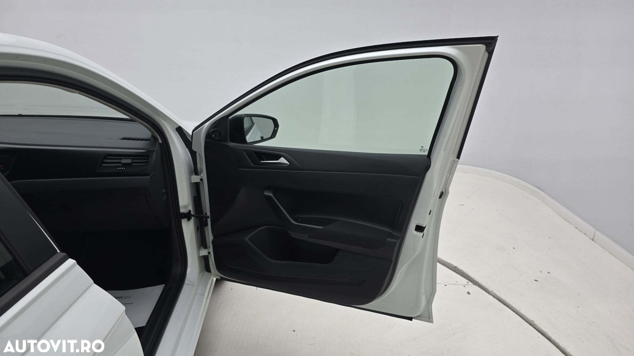 Volkswagen Polo - 18