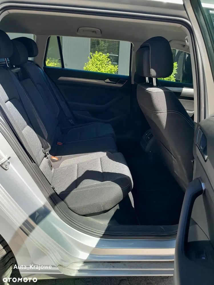 Volkswagen Passat 1.5 TSI EVO Business - 29