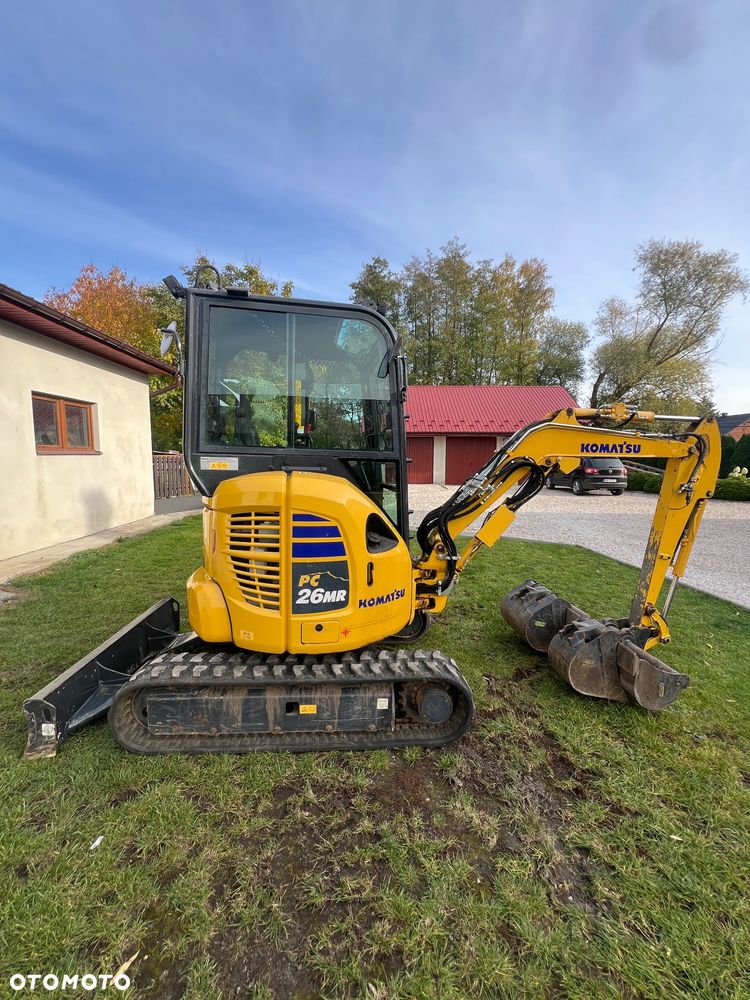 Komatsu PC26MR-5 - 4