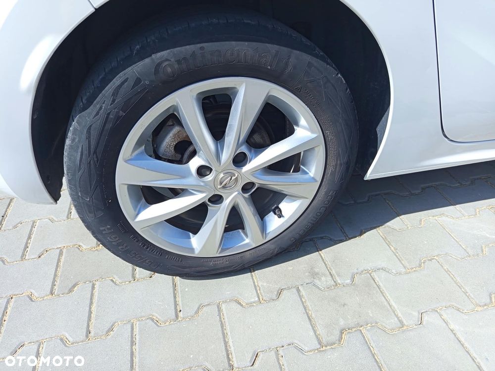 Opel Corsa - 5