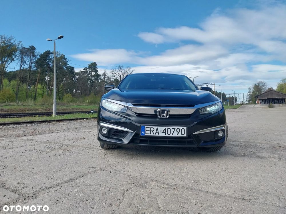 Honda Civic 1.5 T Elegance CVT - 4