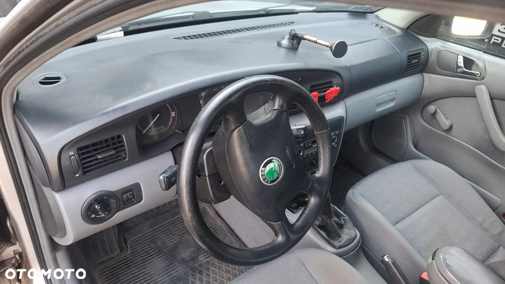 Skoda Octavia 1.9 TDI Classic - 6