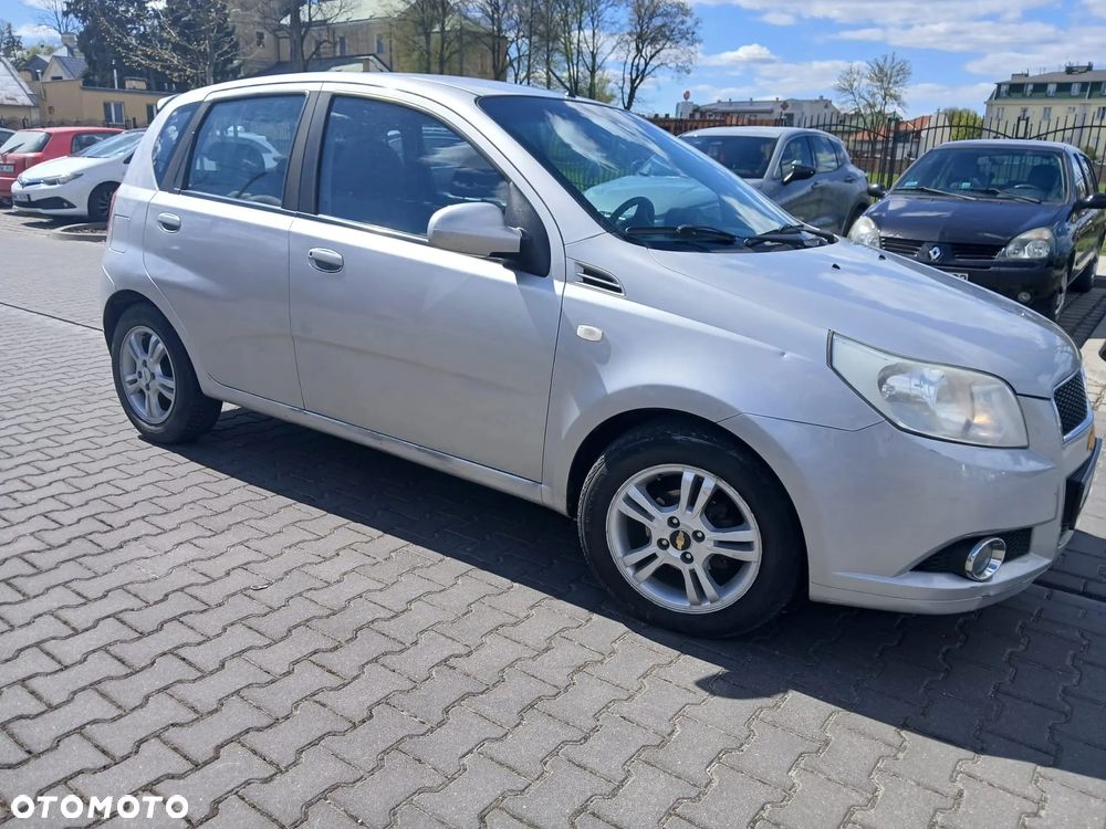 Chevrolet Aveo 1.2 16V Base (air4) - 2