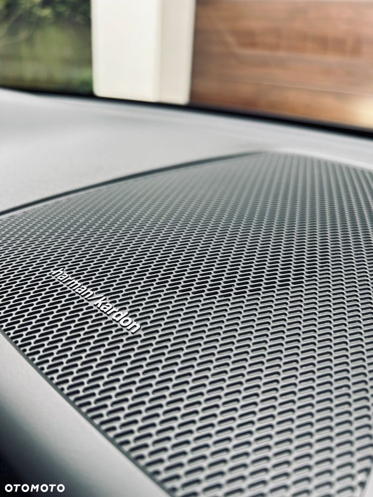 Volvo XC 60 D4 R-Design - 9