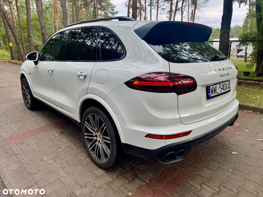 Porsche Cayenne - 6