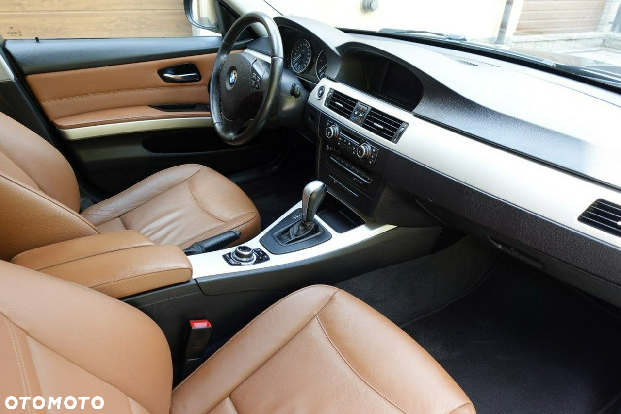 BMW Seria 3 - 12