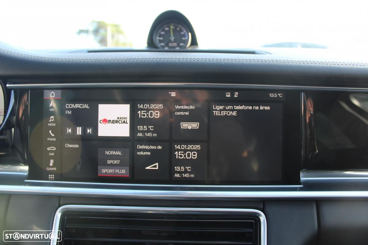 Porsche Panamera Sport Turismo 4 E-Hybrid - 52