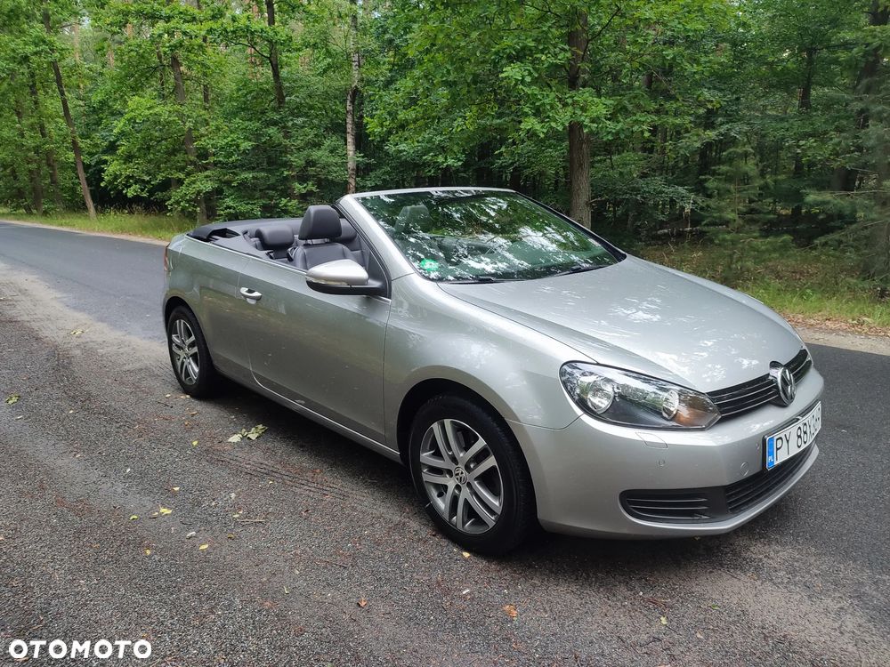 Volkswagen Golf 2.0 TDI DPF Highline - 16