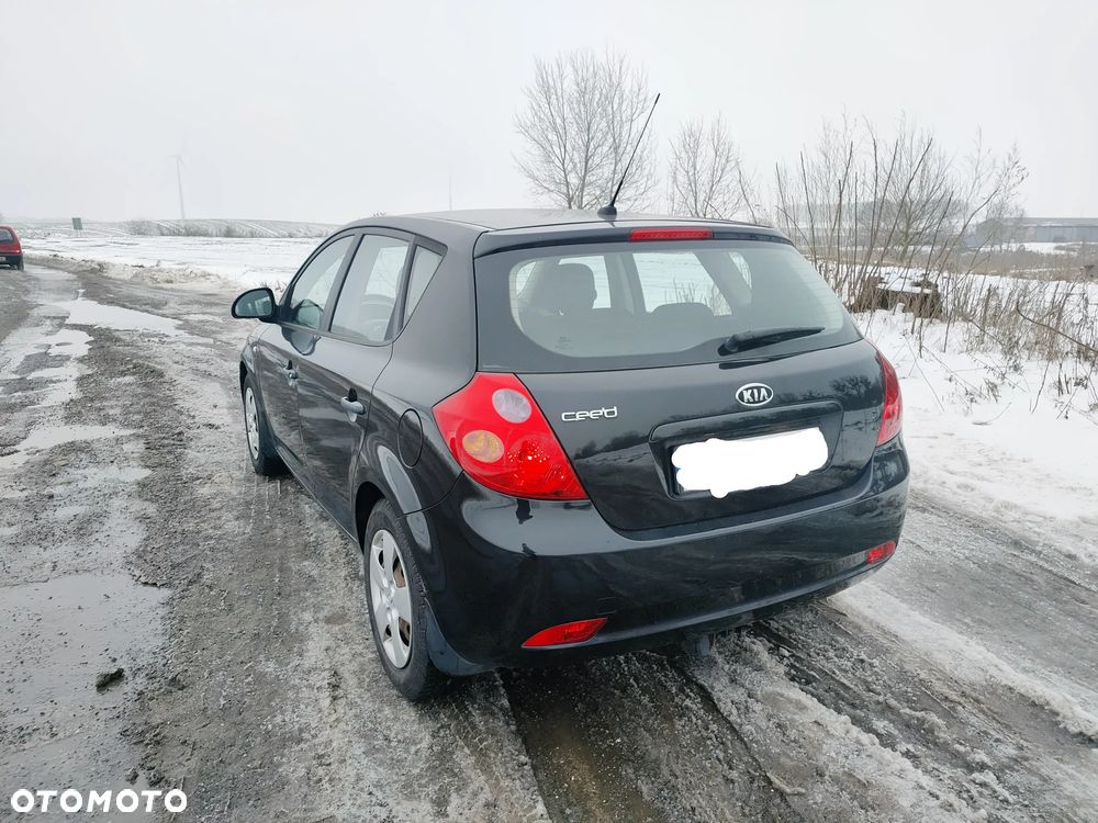 Kia Ceed 1.4 Comfort - 2