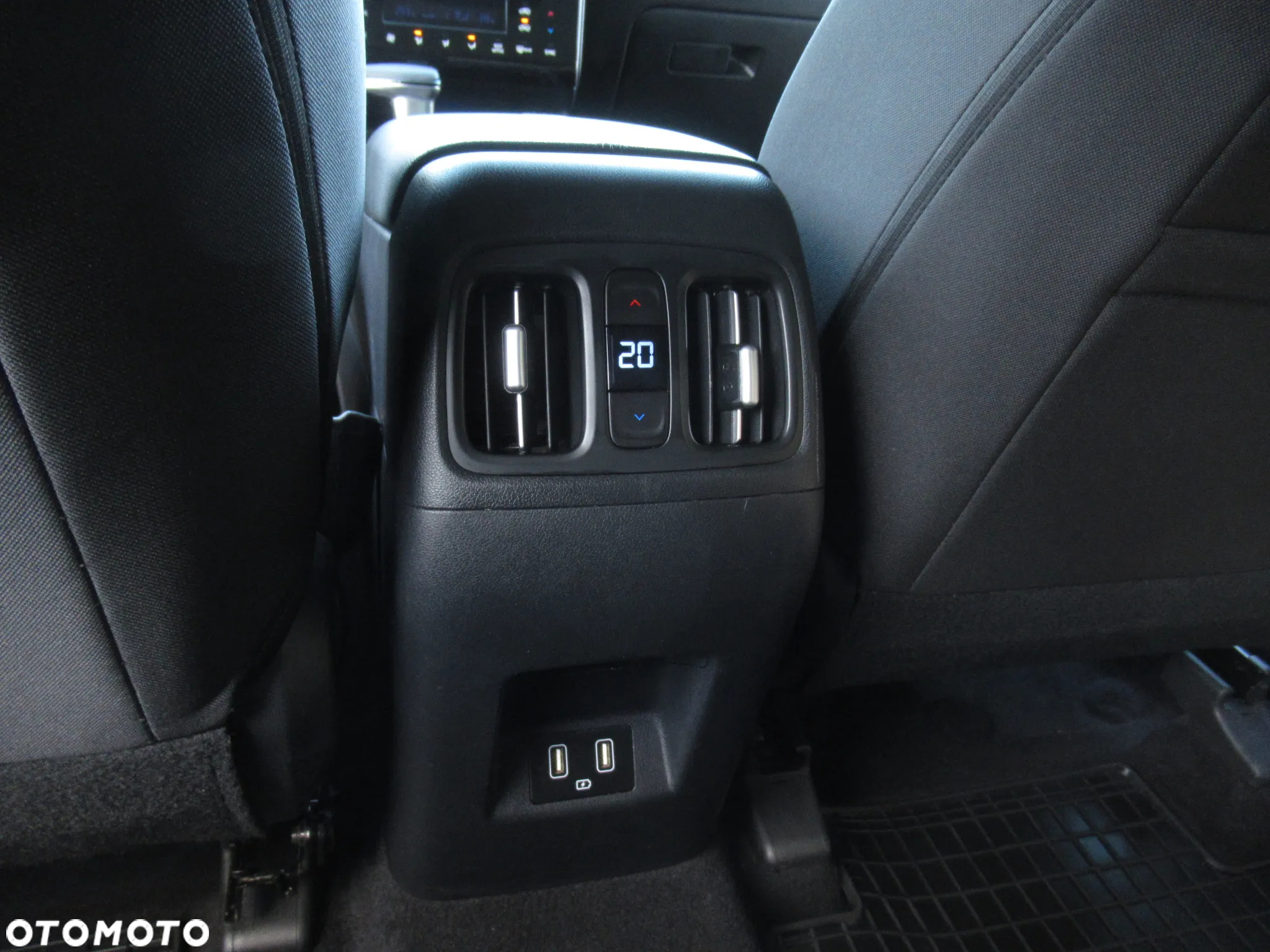 Hyundai Tucson 1.6 T-GDi 48V Executive 2WD DCT - 9