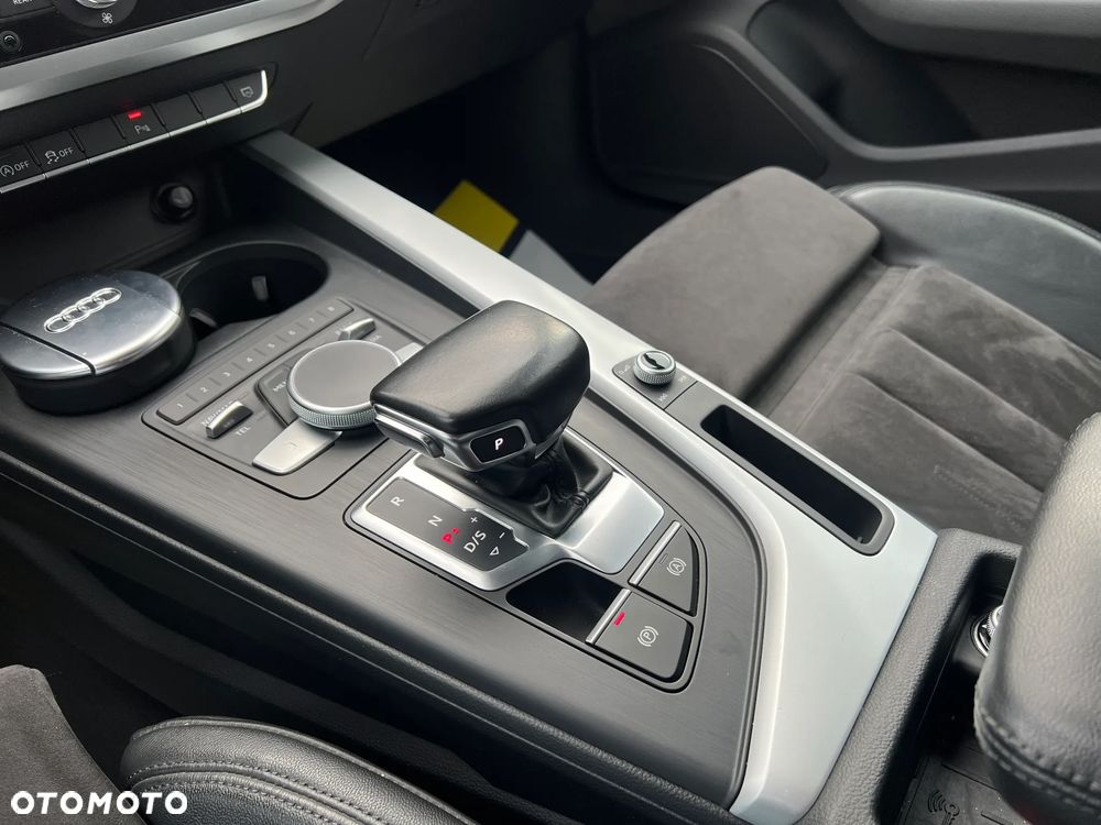 Audi A4 Limousine - 19