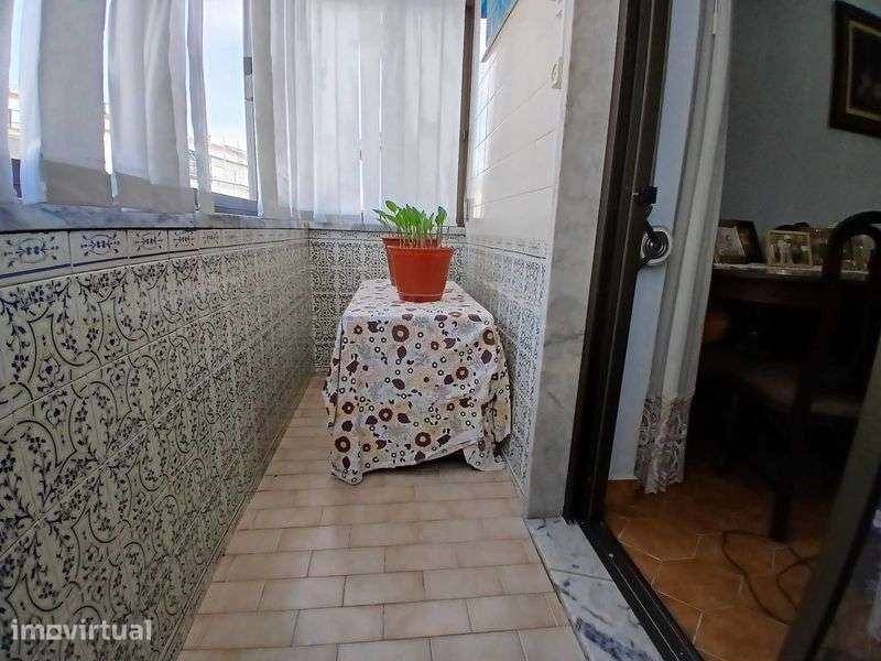 T2 em Mercês - Mem MArtins - Grande imagem: 3/11