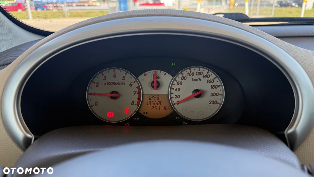 Nissan Micra 1.2 Visia - 10